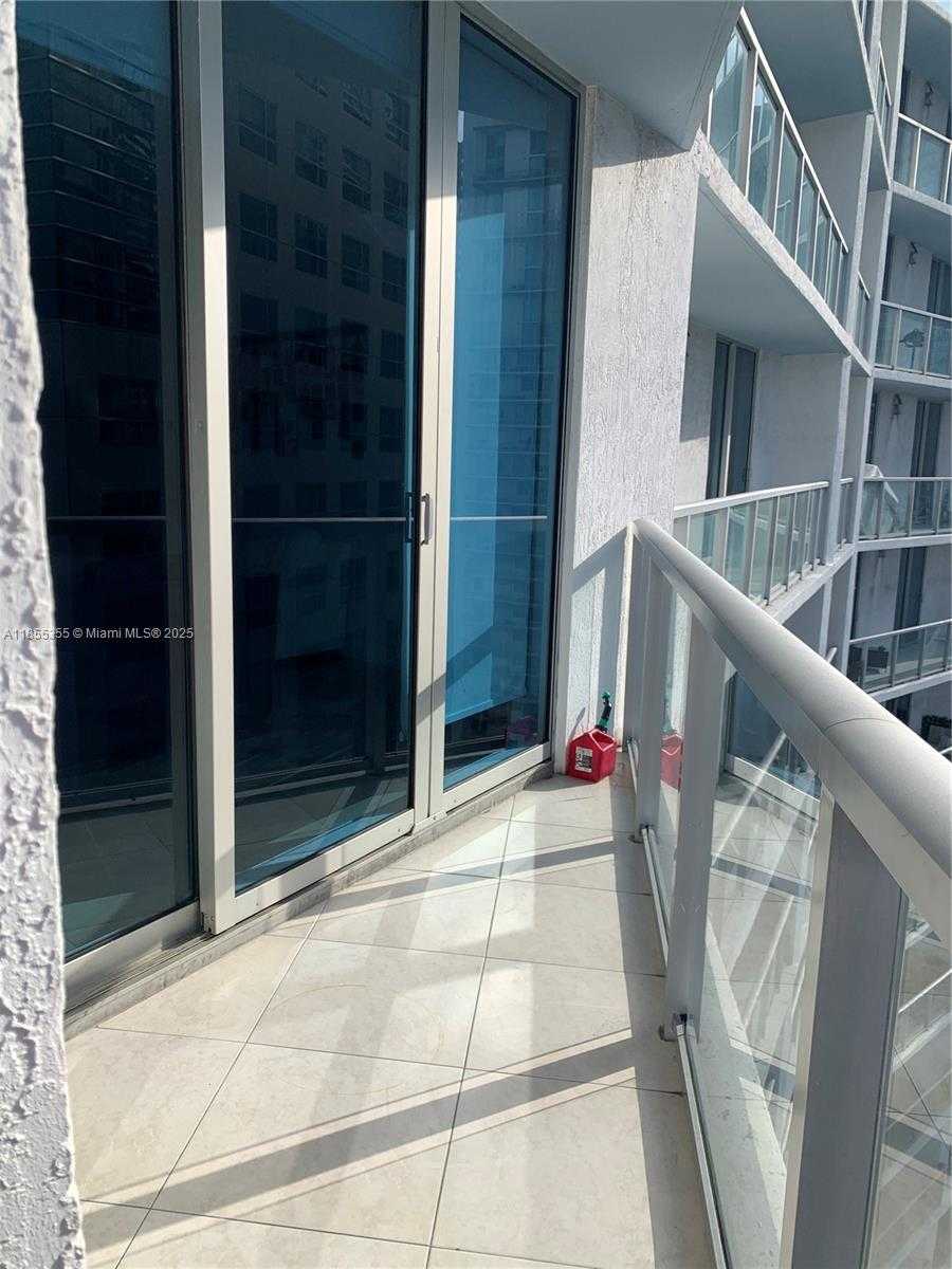 Small Image of 185 SOUTH WEST 7TH ST #2202, Miami Number 24