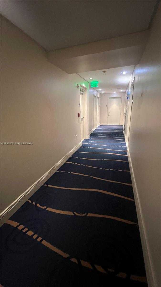 Small Image of 185 SOUTH WEST 7TH ST #2202, Miami Number 28