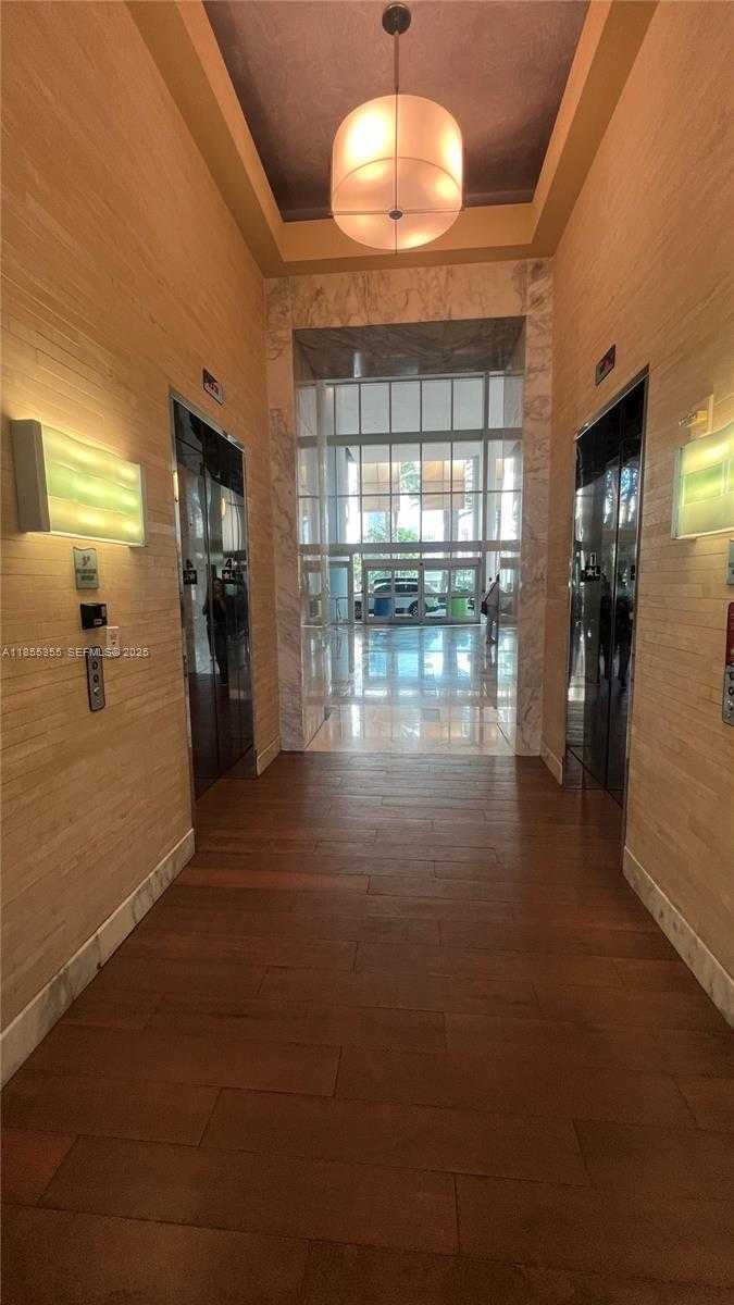 Small Image of 185 SOUTH WEST 7TH ST #2202, Miami Number 29