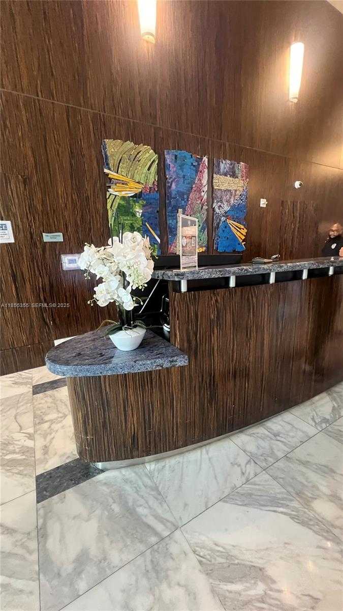 Small Image of 185 SOUTH WEST 7TH ST #2202, Miami Number 31