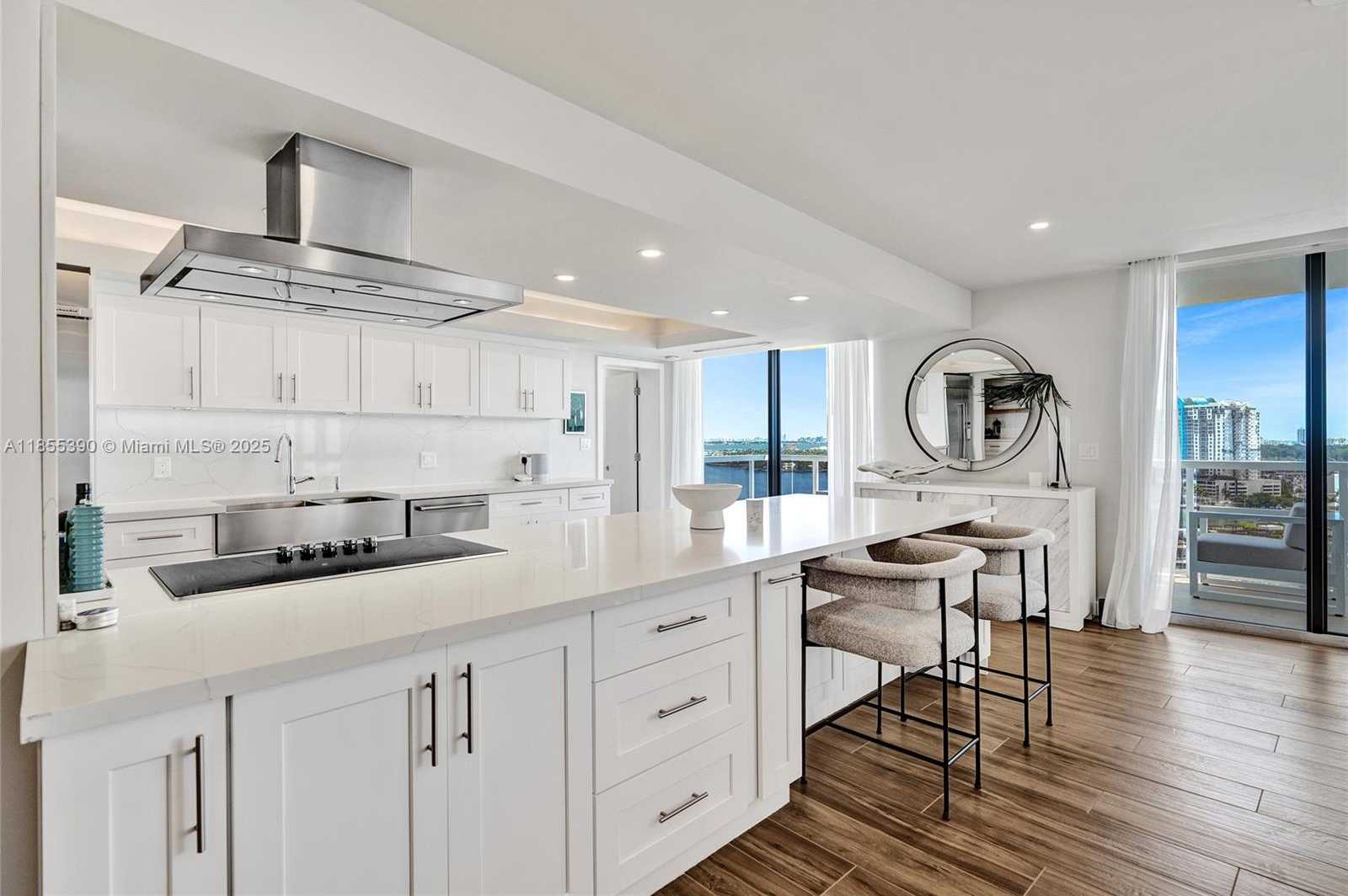 Small Image of 9 ISLAND AVE #1814, Miami Beach Number 15