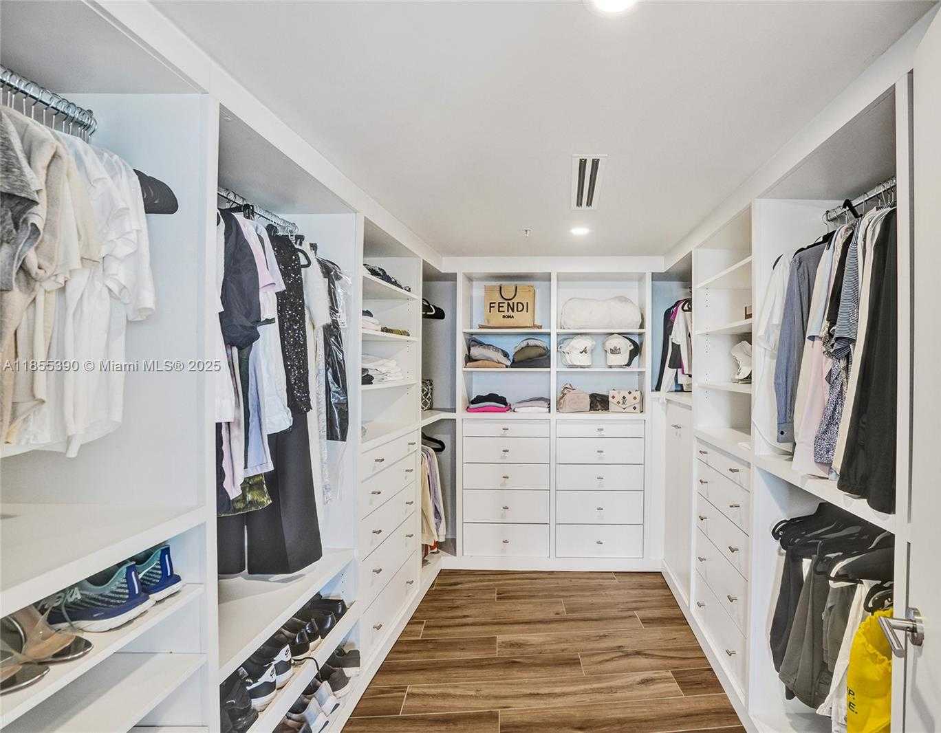 Small Image of 9 ISLAND AVE #1814, Miami Beach Number 38