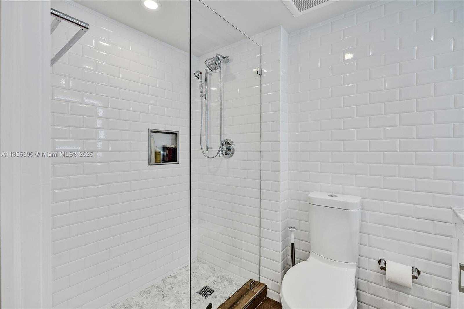 Small Image of 9 ISLAND AVE #1814, Miami Beach Number 55