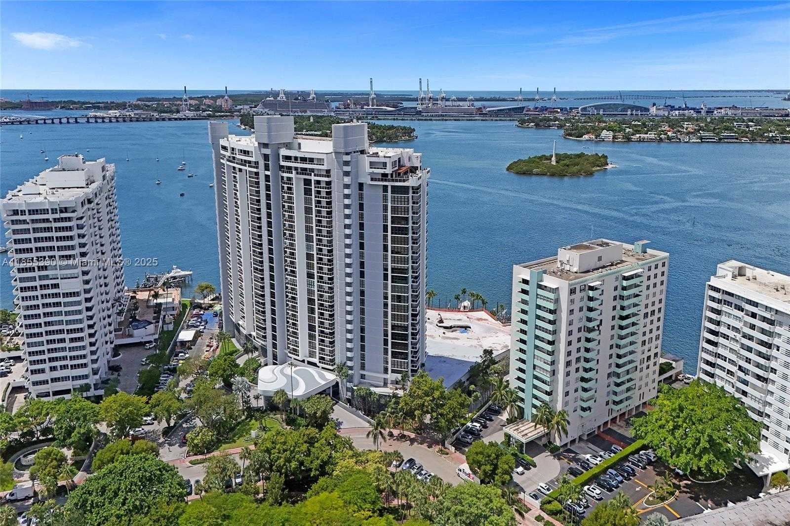 Small Image of 9 ISLAND AVE #1814, Miami Beach Number 57