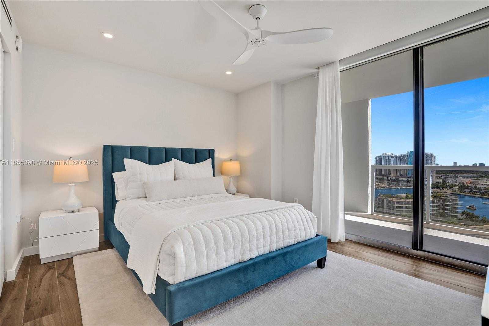 Small Image of 9 ISLAND AVE #1814, Miami Beach Number 58
