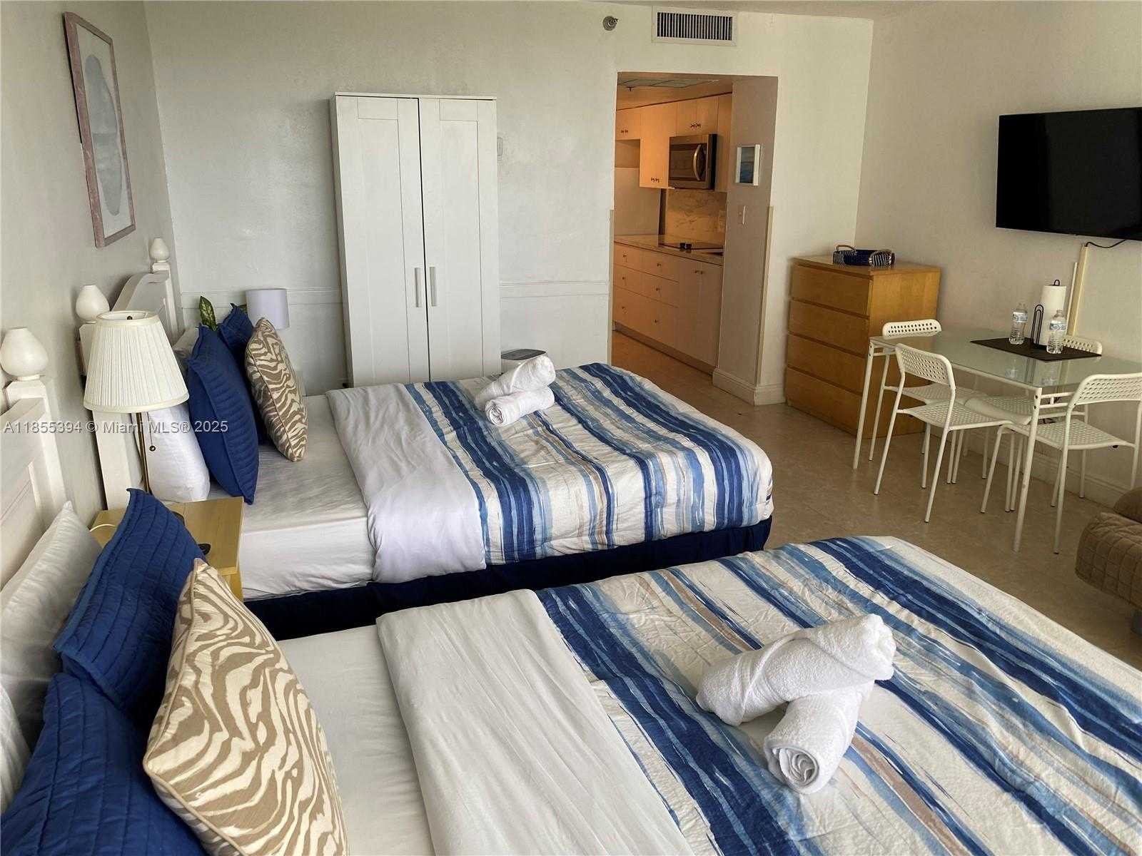 Small Image of 19201 COLLINS AVE #1030, Sunny Isles Beach Number 11