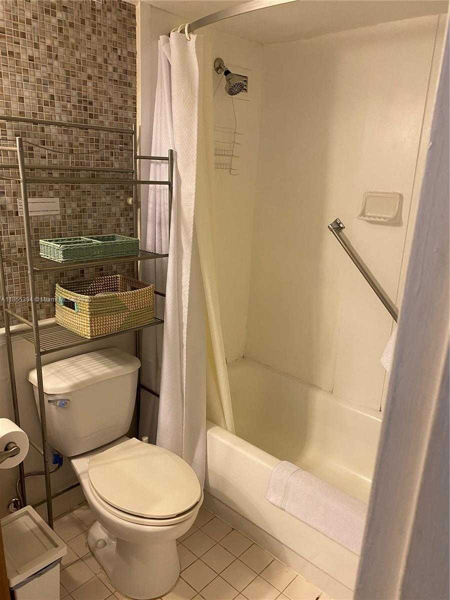 Small Image of 19201 COLLINS AVE #1030, Sunny Isles Beach Number 14