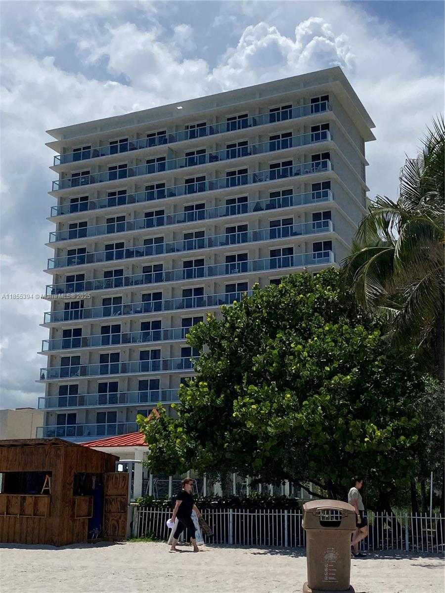 Small Image of 19201 COLLINS AVE #1030, Sunny Isles Beach Number 17