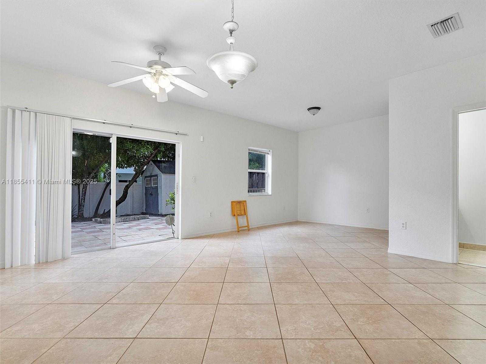 Small Image of 4964 SOUTH WEST 128TH AVE, Miramar Number 4