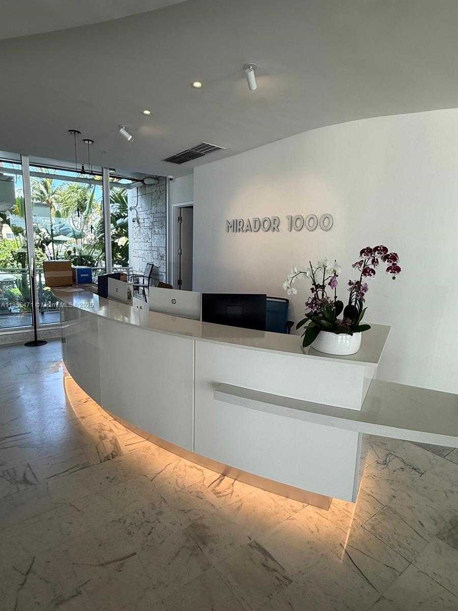 Small Image of 1000 WEST AVE #828, Miami Beach Number 3