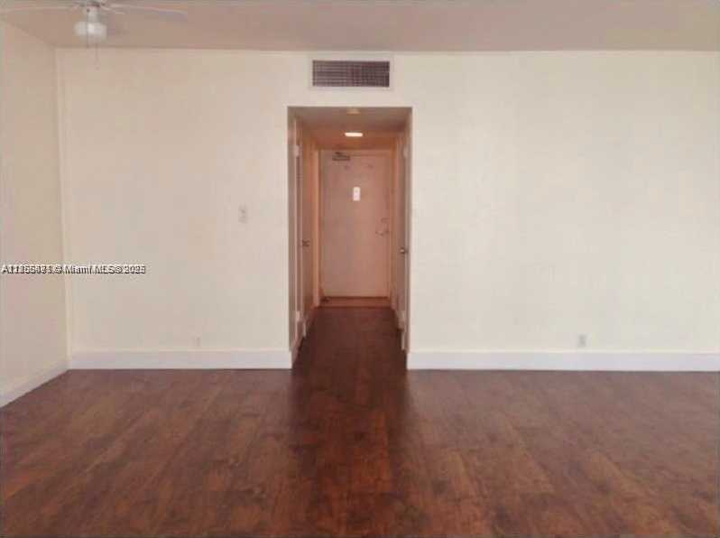 Small Image of 1000 WEST AVE #828, Miami Beach Number 8