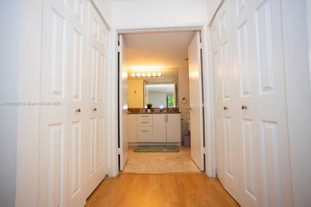 Small Image of 3300 NORTH EAST 192ND ST #214, Aventura Number 6
