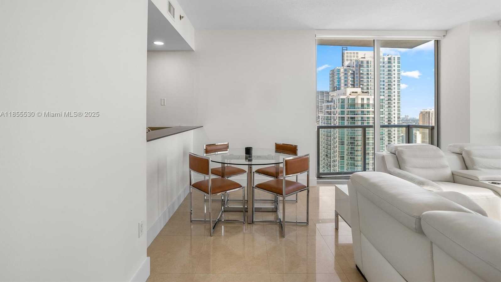Small Image of 1060 BRICKELL AVE #4001, Miami Number 11