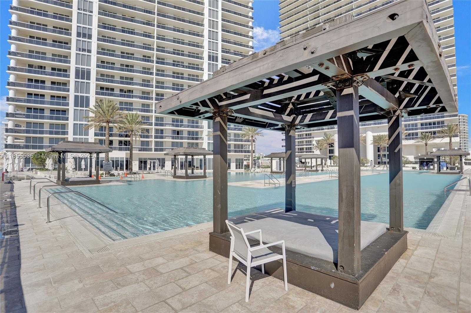 Small Image of 1850 SOUTH OCEAN DR #1201, Hallandale Beach Number 14