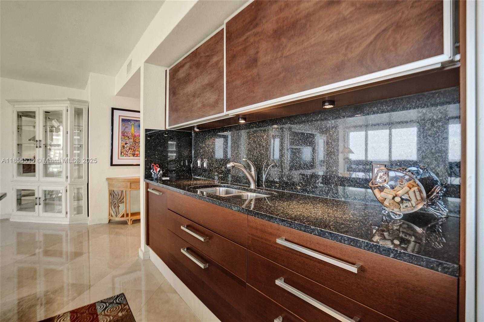 Small Image of 1850 SOUTH OCEAN DR #1201, Hallandale Beach Number 39