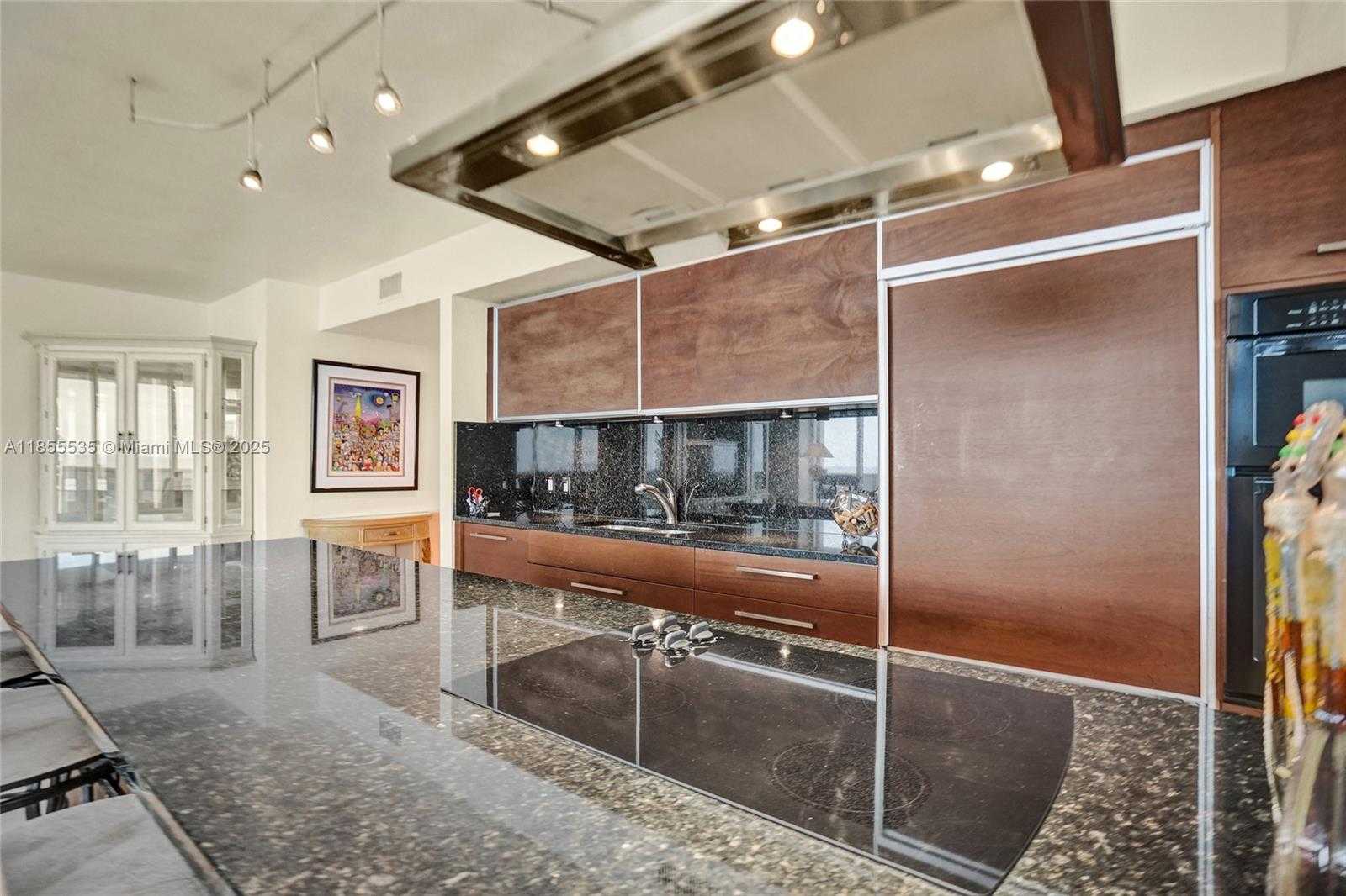 Small Image of 1850 SOUTH OCEAN DR #1201, Hallandale Beach Number 41