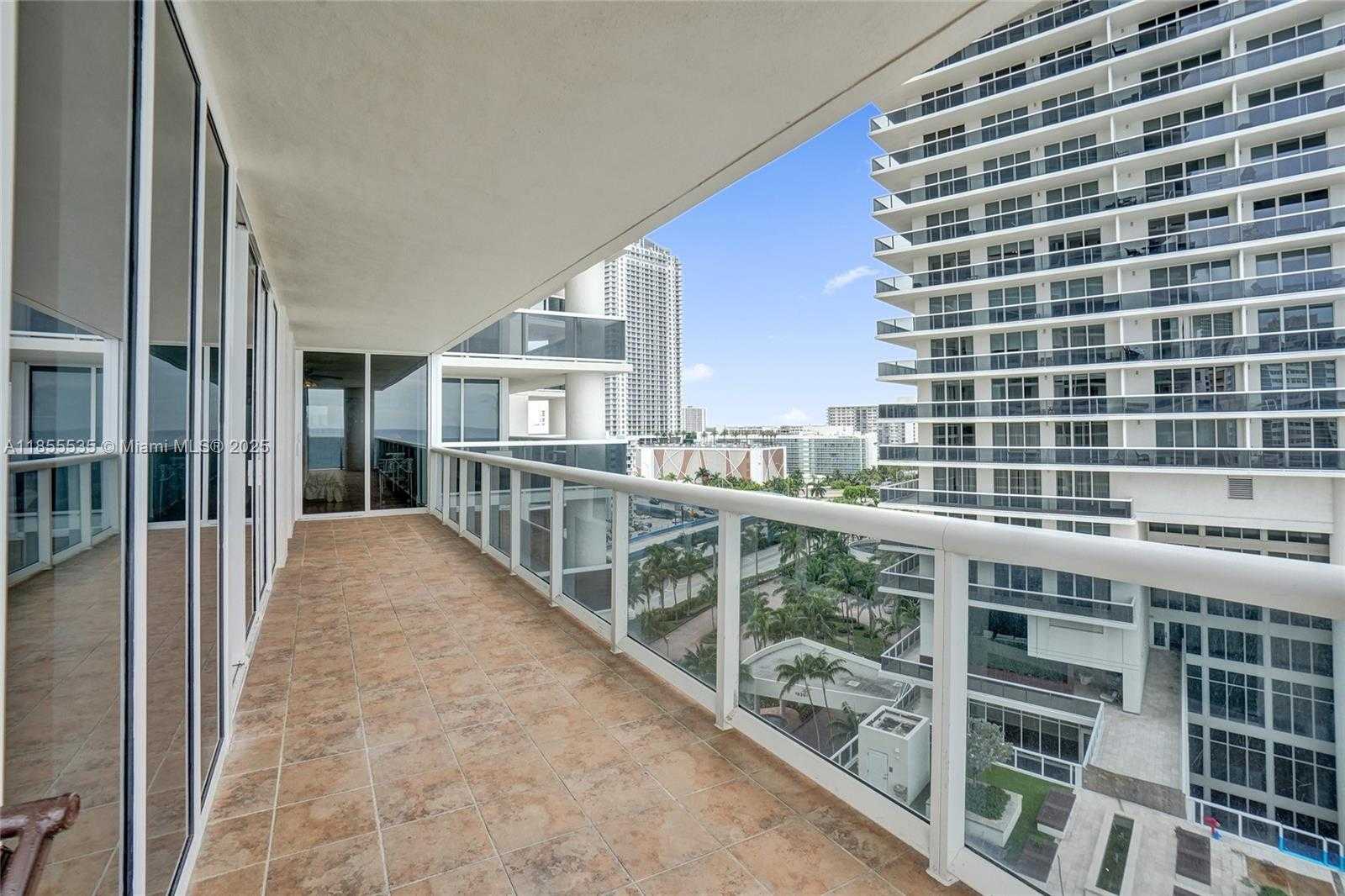 Small Image of 1850 SOUTH OCEAN DR #1201, Hallandale Beach Number 50