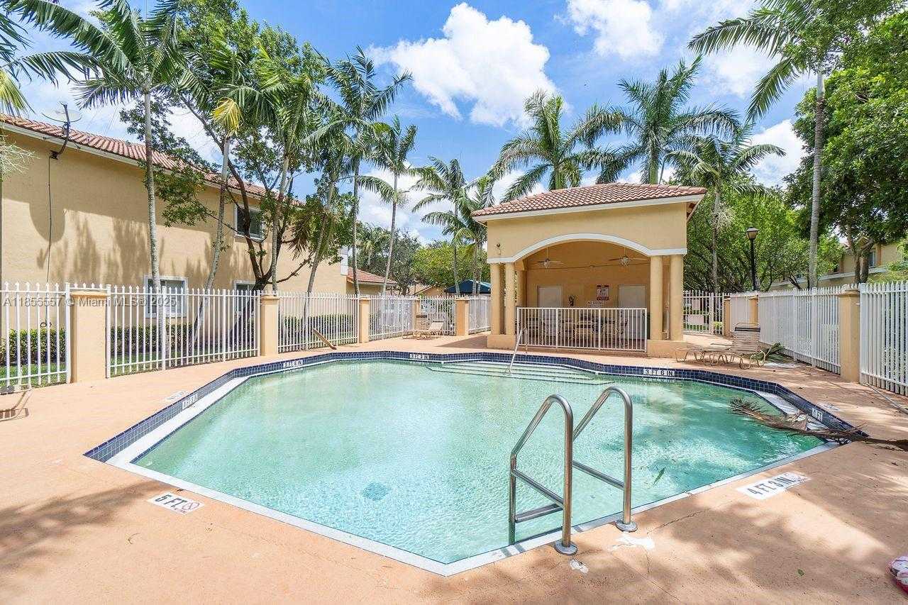 Small Image of 7925 TUSCANY DR, Tamarac Number 38