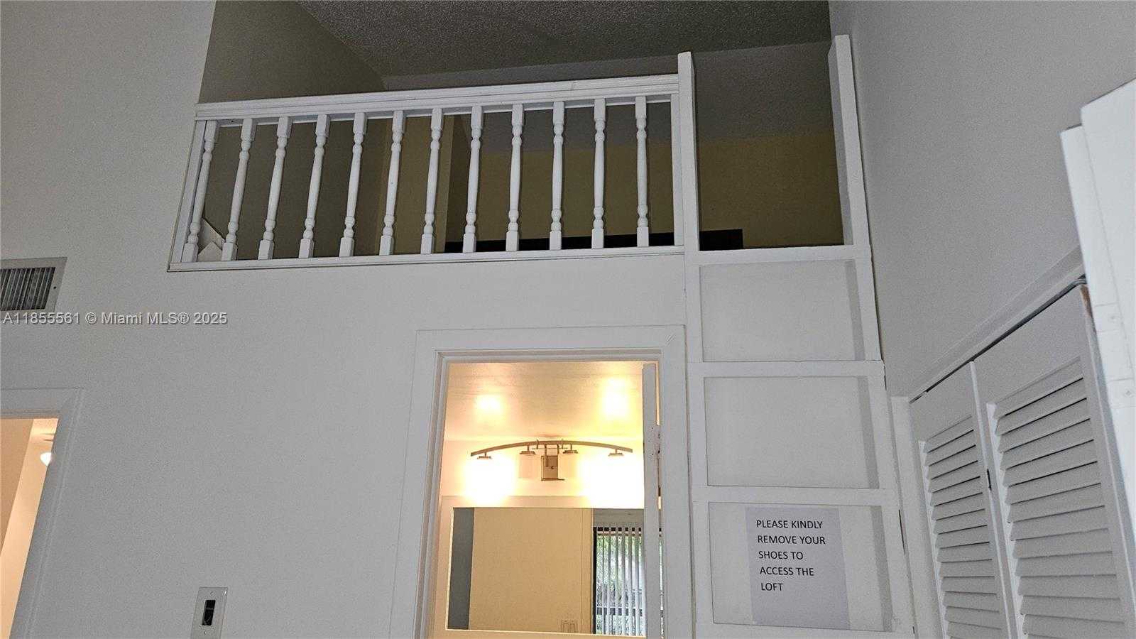 Small Image of 10004 SOUTH WEST 77TH CT, Miami Number 13
