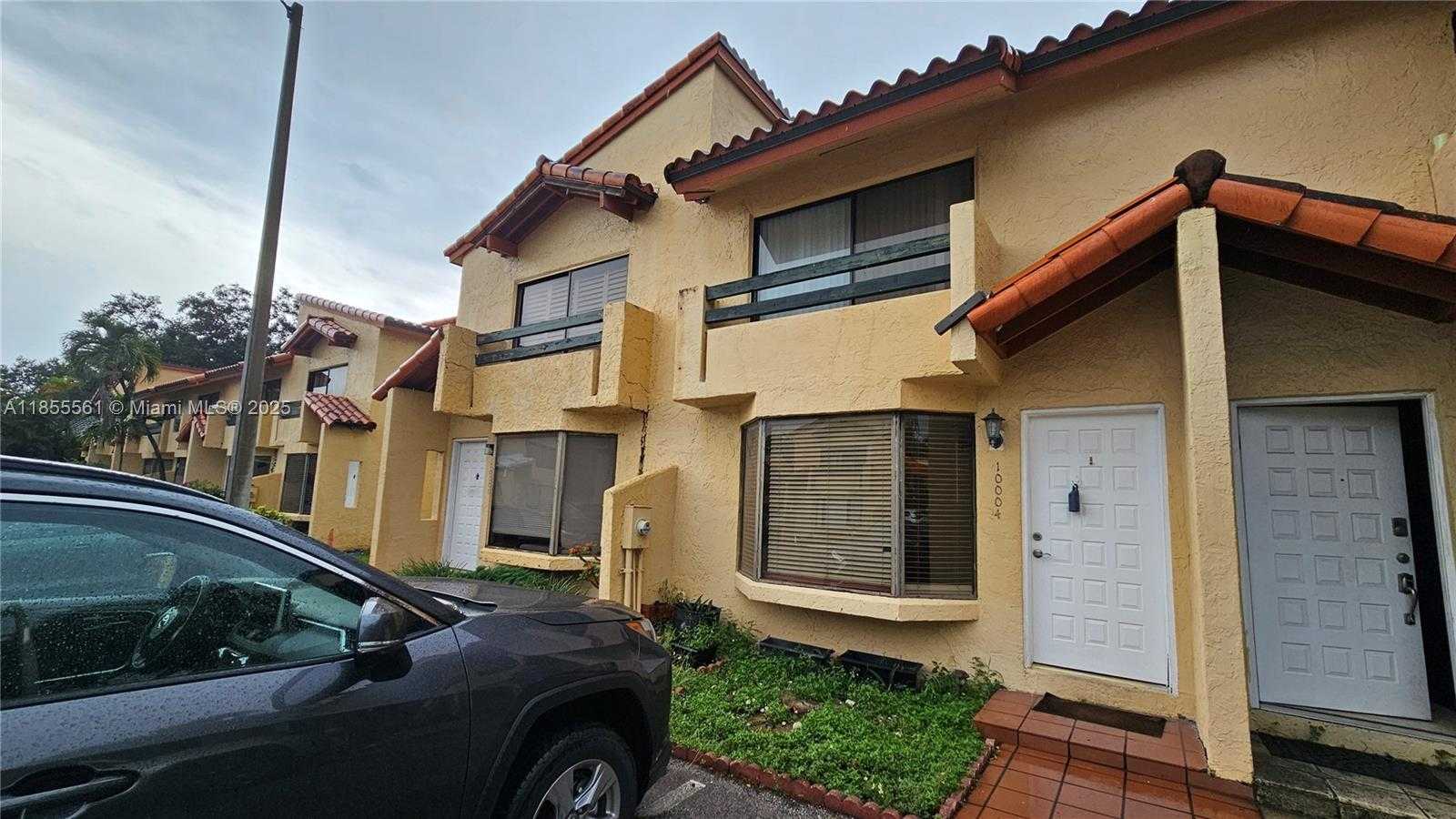 Small Image of 10004 SOUTH WEST 77TH CT, Miami Number 24