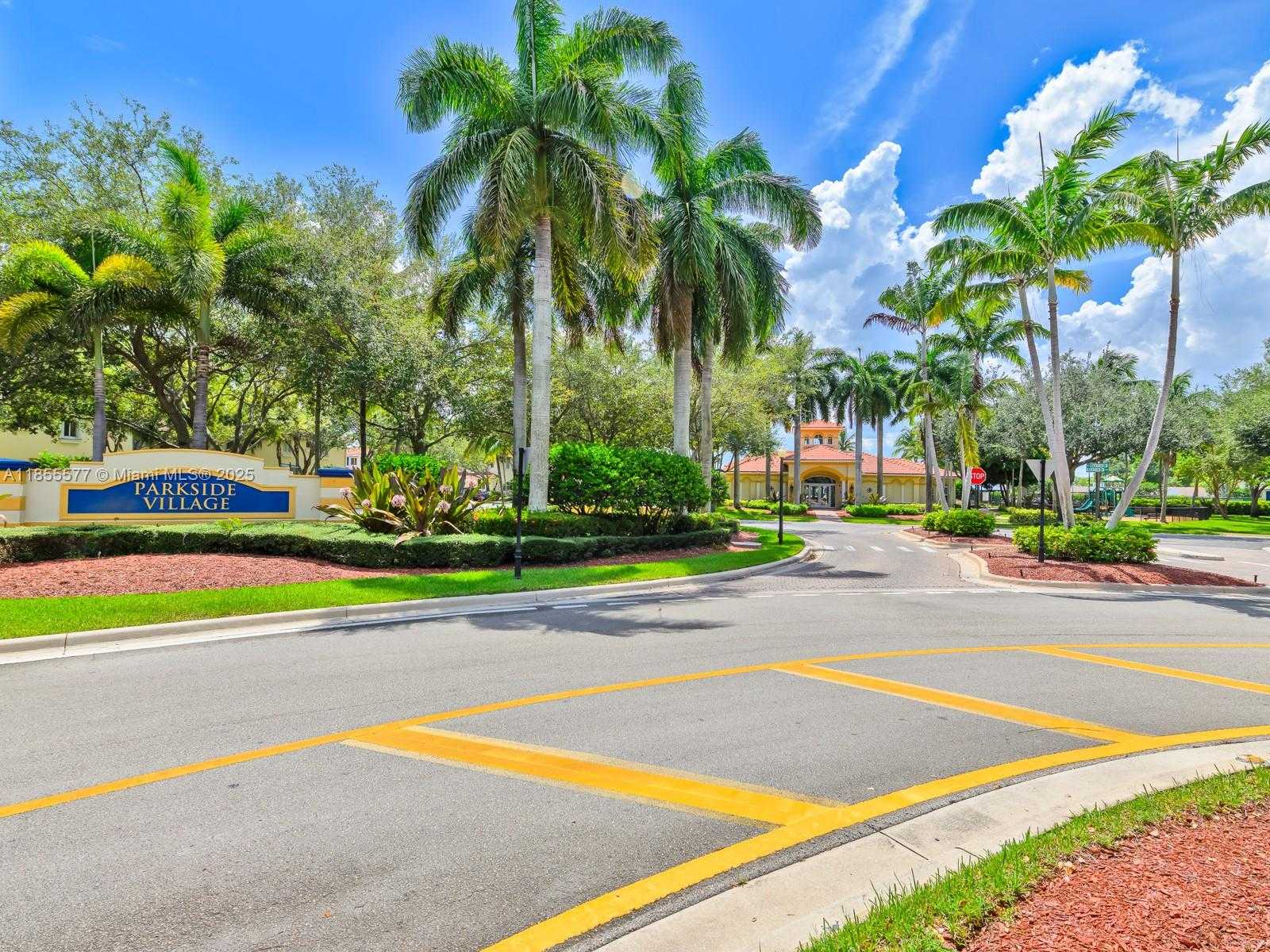 Small Image of 2867 SOUTH OASIS DR, Boynton Beach Number 32