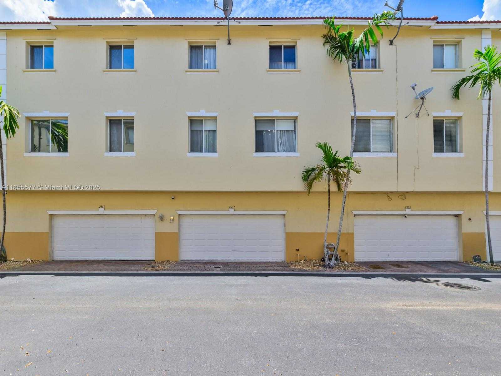 Small Image of 2867 SOUTH OASIS DR, Boynton Beach Number 41