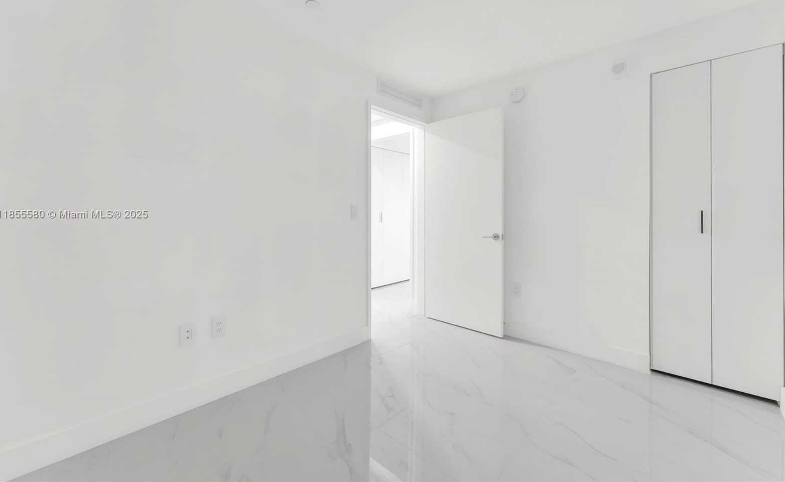 Small Image of 725 NORTH EAST 24 STREET #3806, Miami Number 28