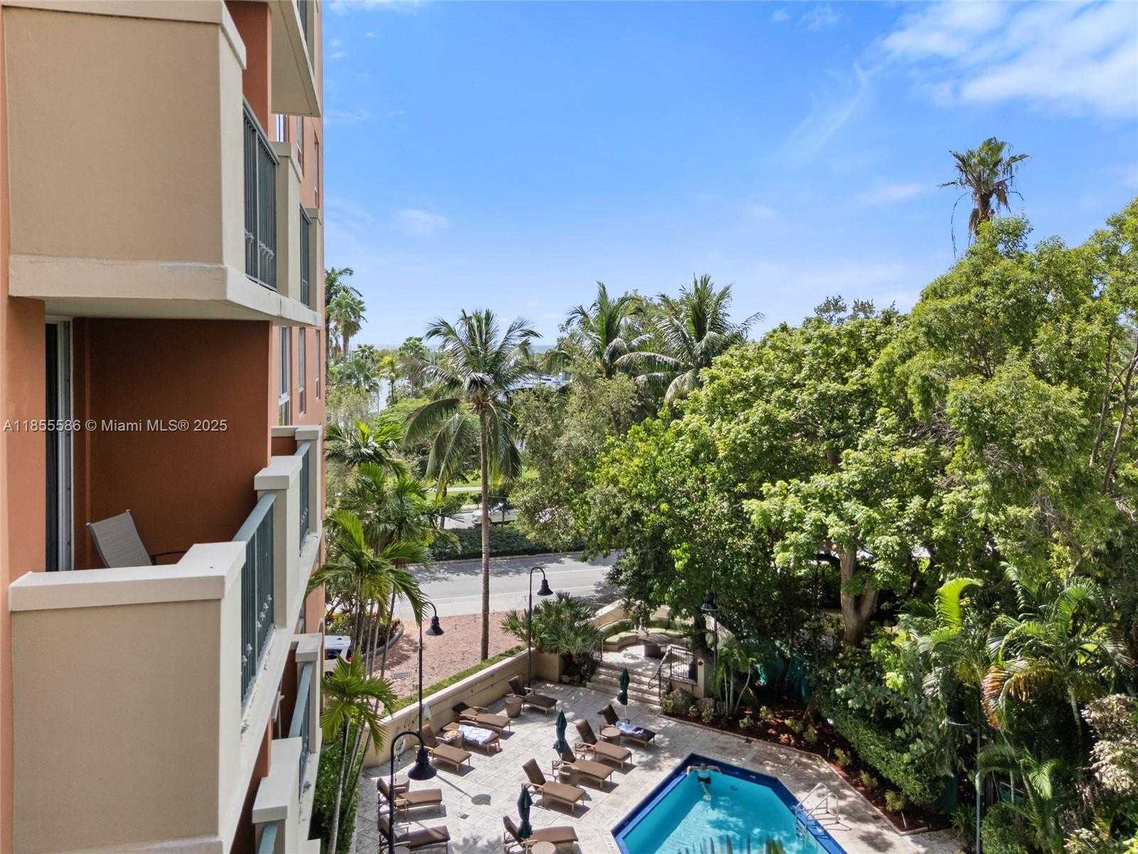 Small Image of 2951 SOUTH BAYSHORE DR #506, Miami Number 14