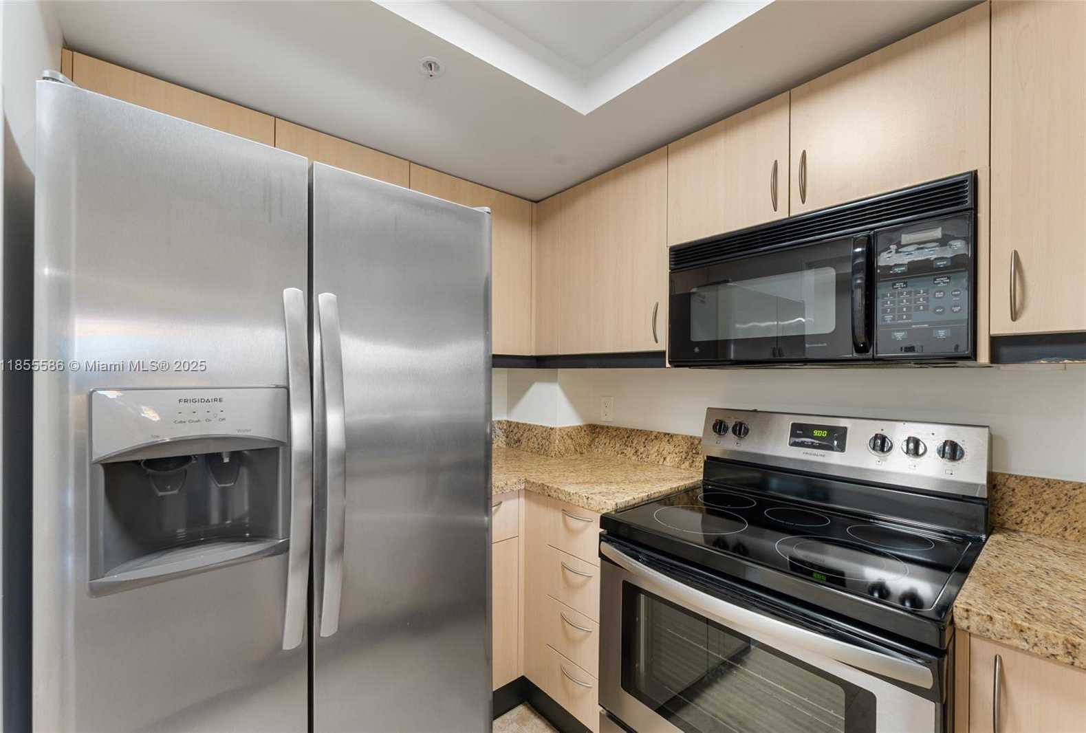 Small Image of 2951 SOUTH BAYSHORE DR #506, Miami Number 5