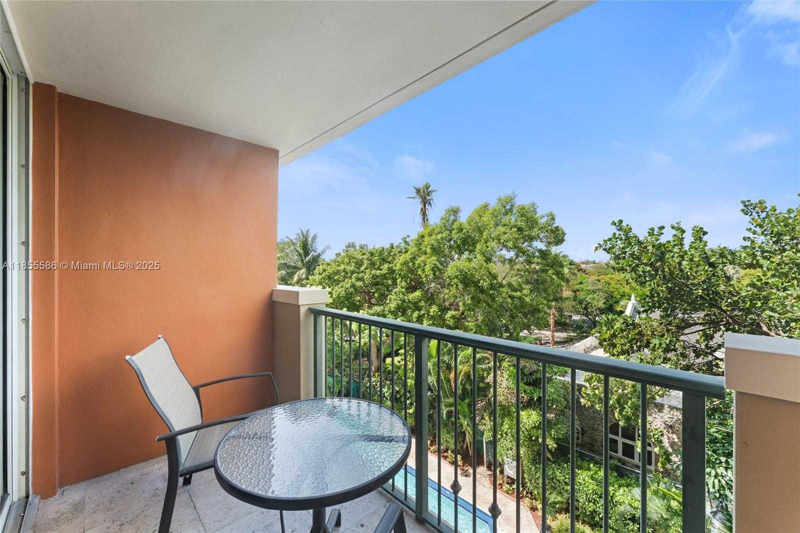 Small Image of 2951 SOUTH BAYSHORE DR #506, Miami Number 9