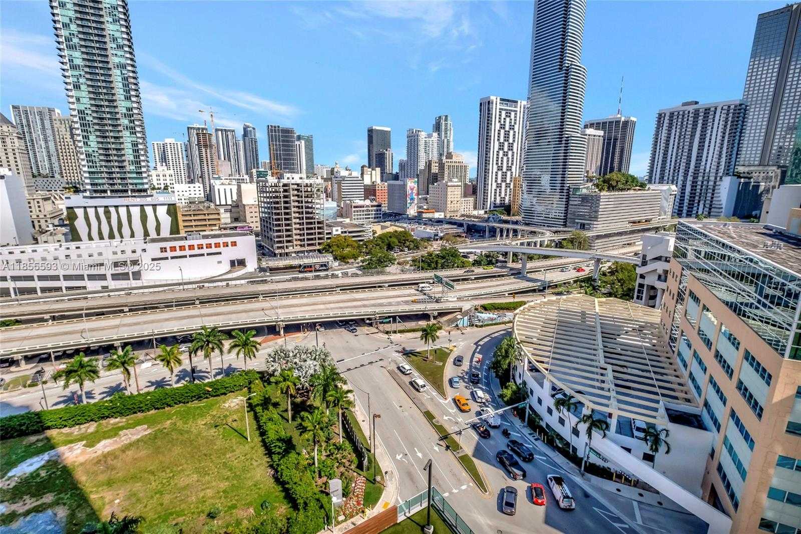 Small Image of 350 SOUTH MIAMI AVE #1703, Miami Number 4