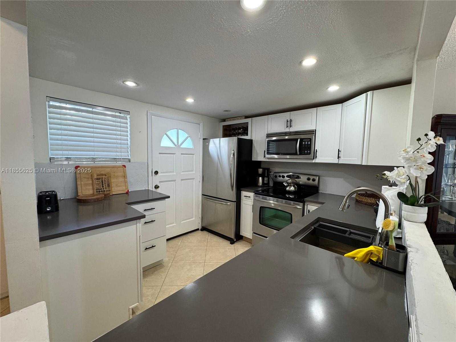 Small Image of 3750 NORTH EAST 170TH ST #302, North Miami Beach Number 10