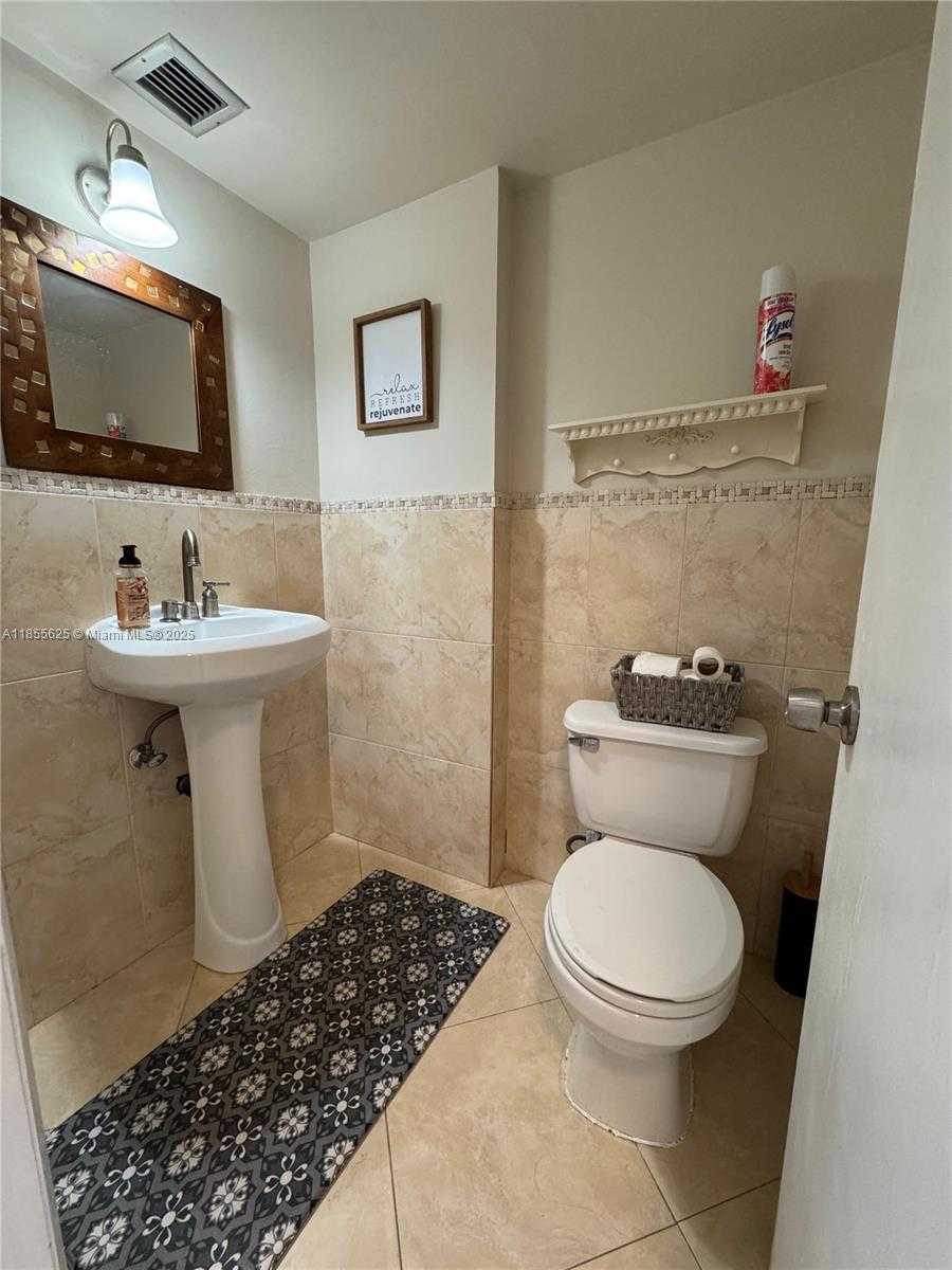 Small Image of 3750 NORTH EAST 170TH ST #302, North Miami Beach Number 11
