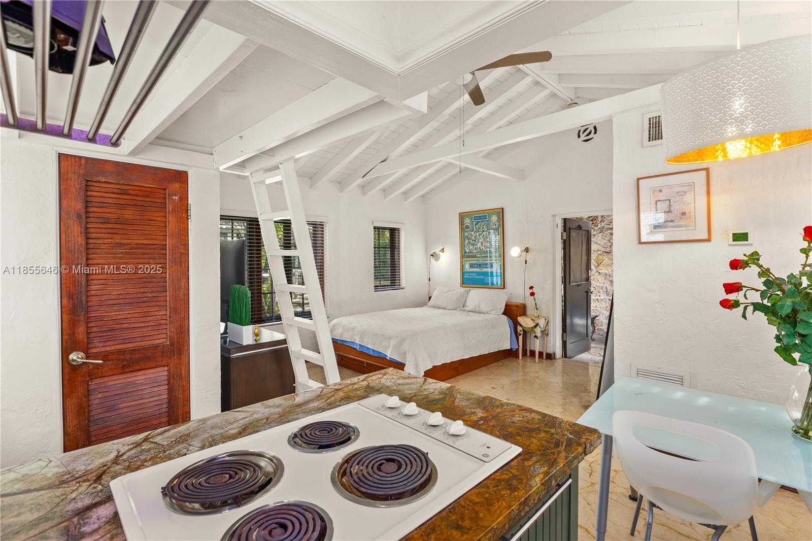 Small Image of 1301 MILAN AVE #4, Coral Gables Number 7
