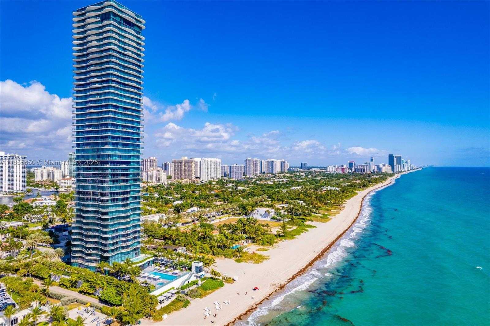Small Image of 19575 COLLINS AVE #5, Sunny Isles Beach Number 3