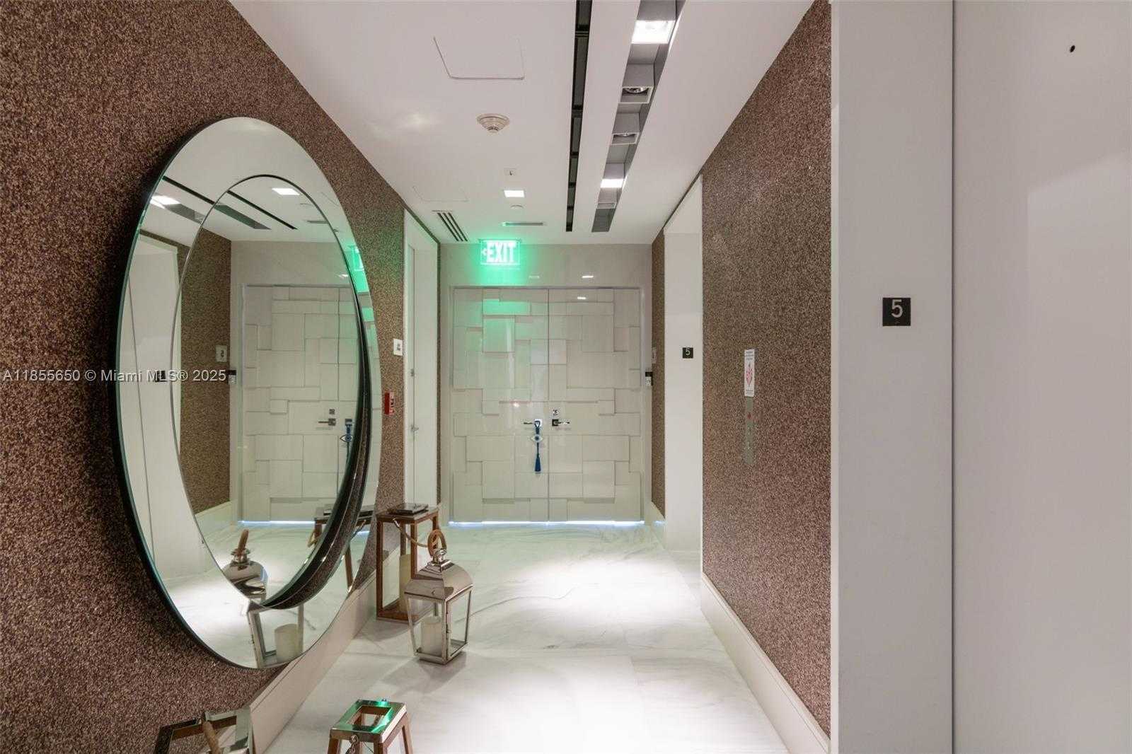 Small Image of 19575 COLLINS AVE #5, Sunny Isles Beach Number 4