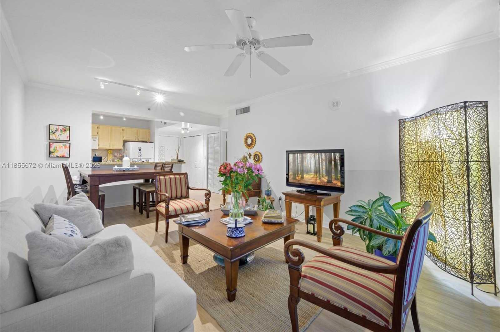 Small Image of 2665 SOUTH WEST 37TH AVE #202, Miami Number 4