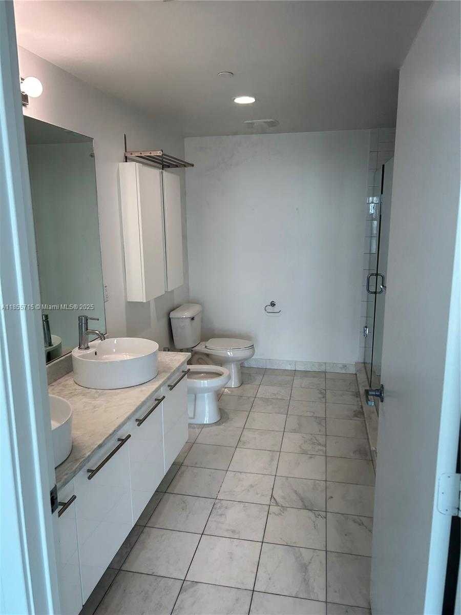 Small Image of 888 BISCAYNE BLVD #4106, Miami Number 15