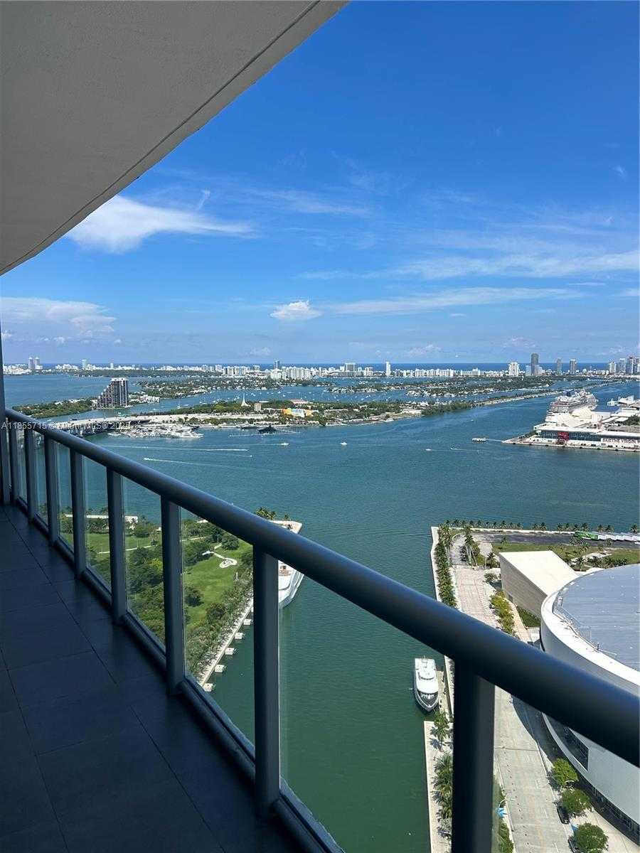 Small Image of 888 BISCAYNE BLVD #4106, Miami Number 18