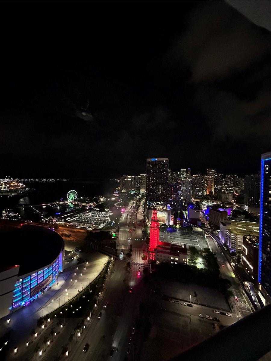 Small Image of 888 BISCAYNE BLVD #4106, Miami Number 6