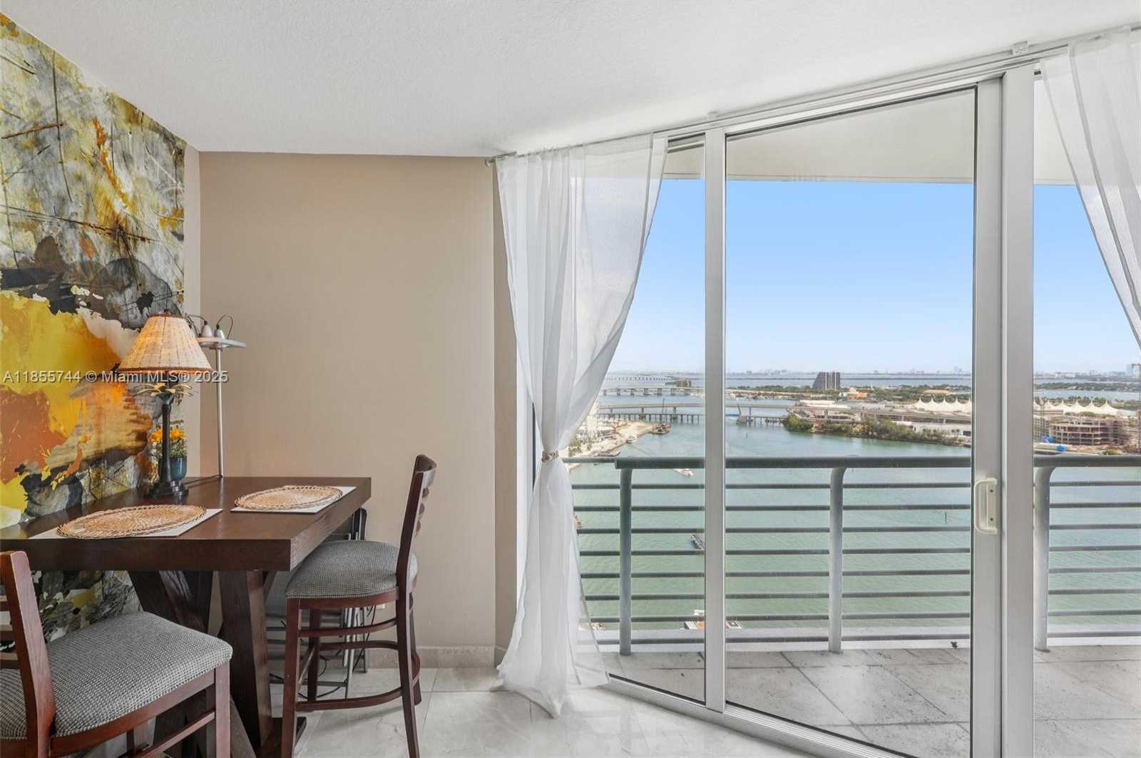 Small Image of 335 SOUTH BISCAYNE BLVD #2810, Miami Number 8