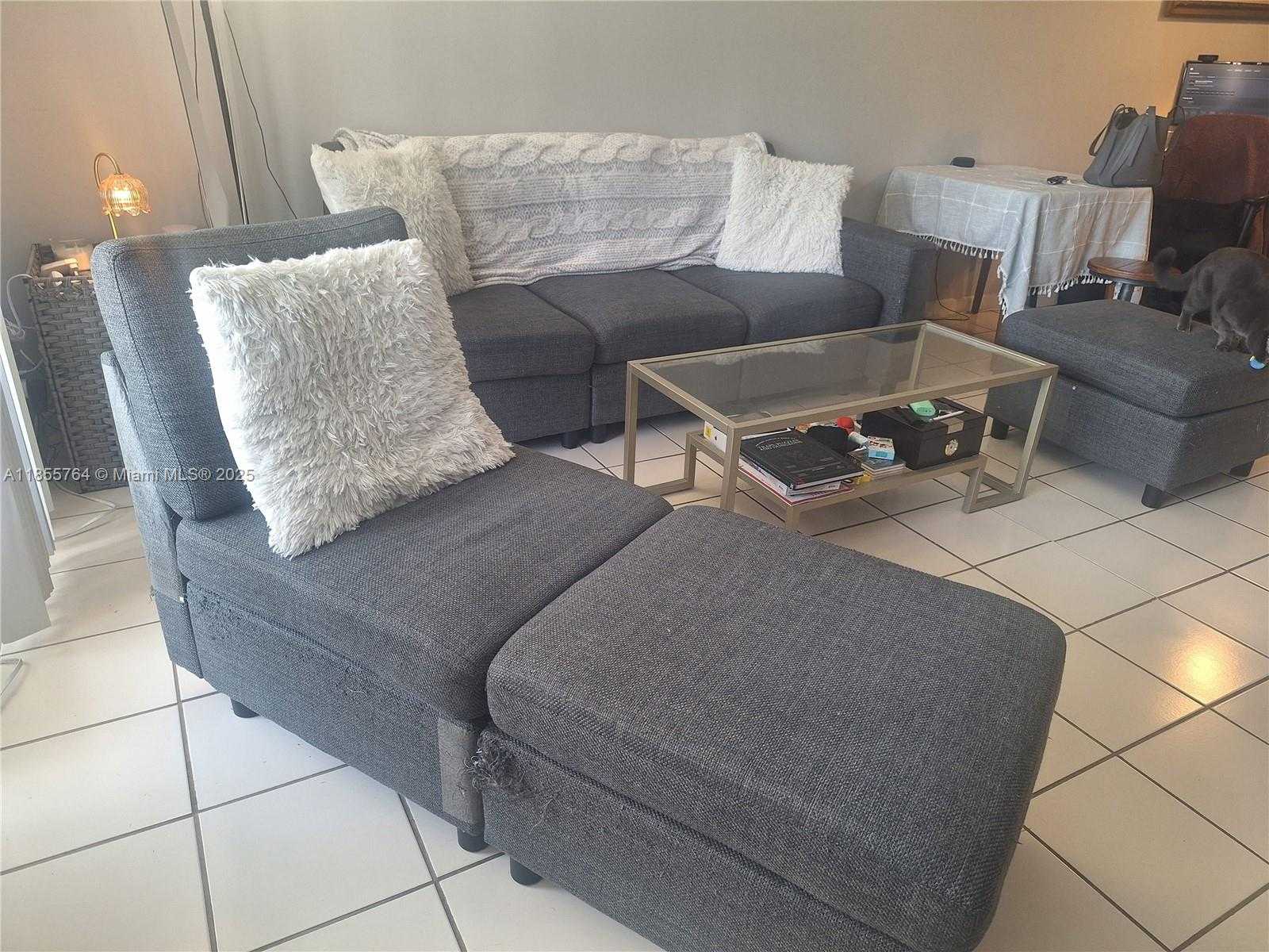 Small Image of 3123 OAKLAND SHORES DR #D211, Oakland Park Number 6