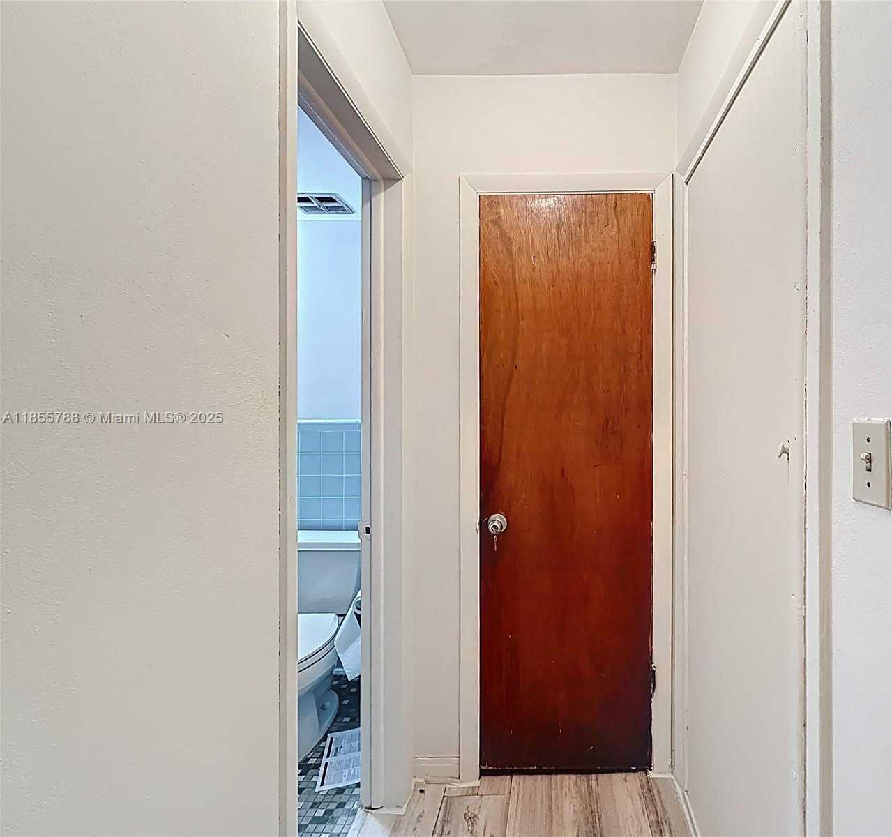 Small Image of 6580 SANTONA ST #A16, Coral Gables Number 27
