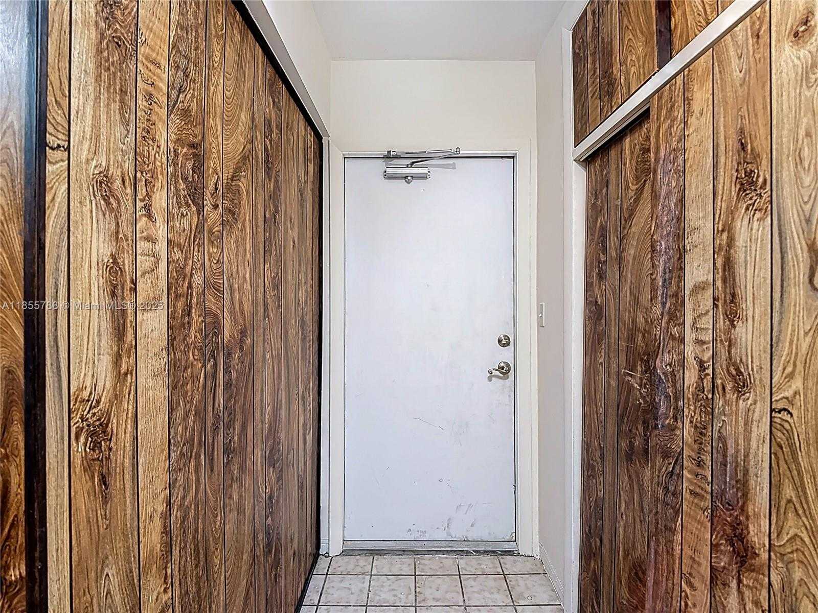 Small Image of 6580 SANTONA ST #A16, Coral Gables Number 6