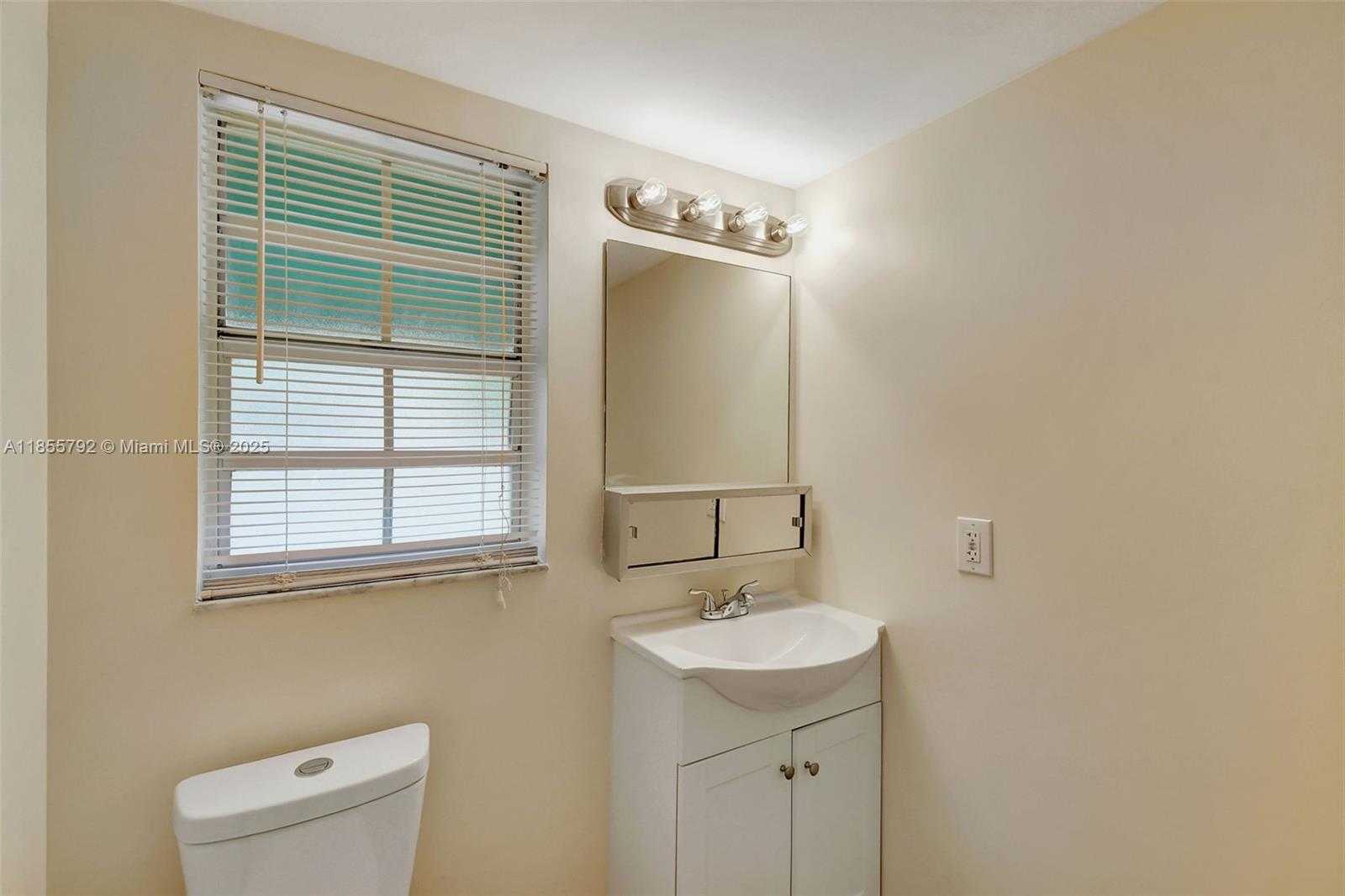 Small Image of 12374 SOUTH WEST 51ST CT, Cooper City Number 17