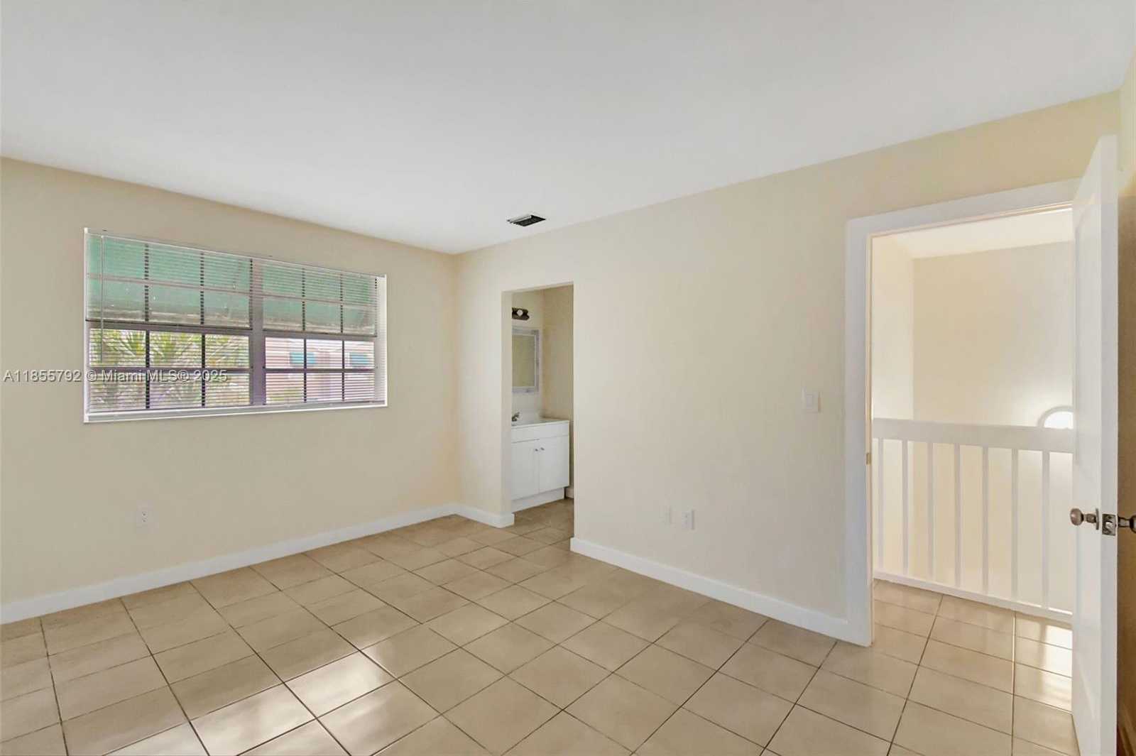 Small Image of 12374 SOUTH WEST 51ST CT, Cooper City Number 21