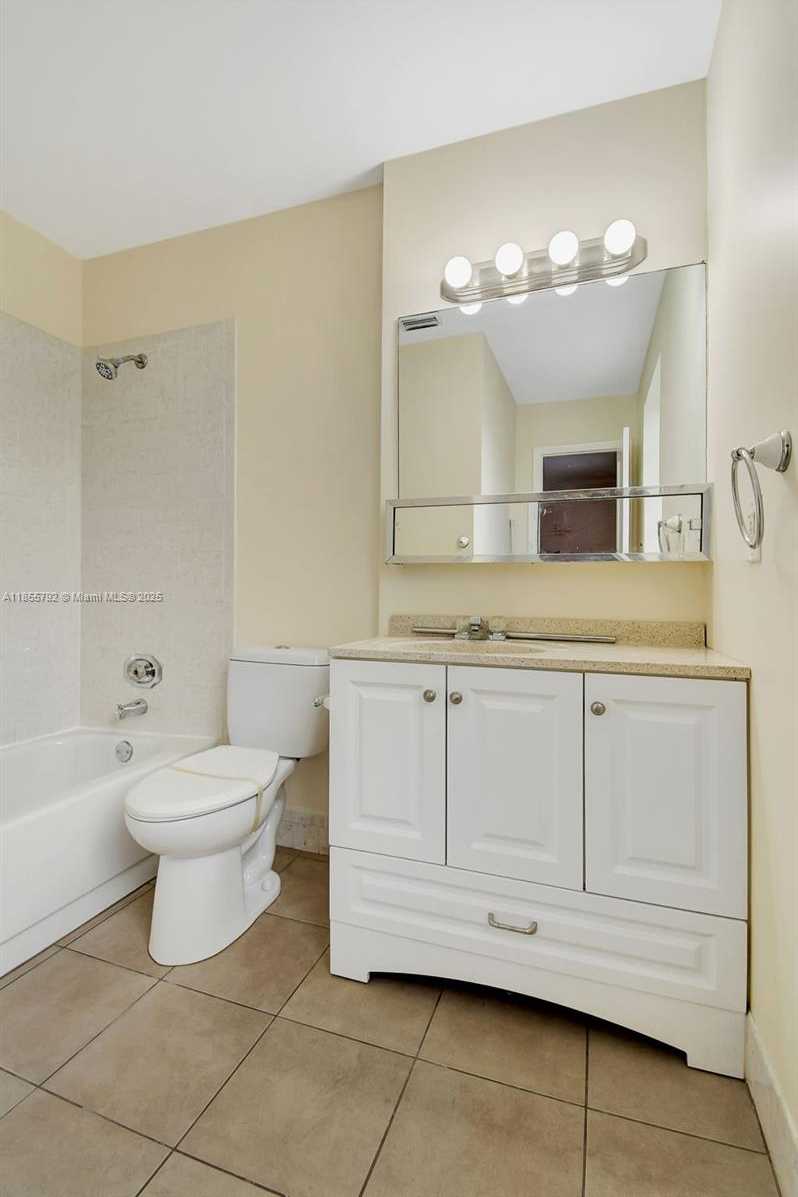 Small Image of 12374 SOUTH WEST 51ST CT, Cooper City Number 32