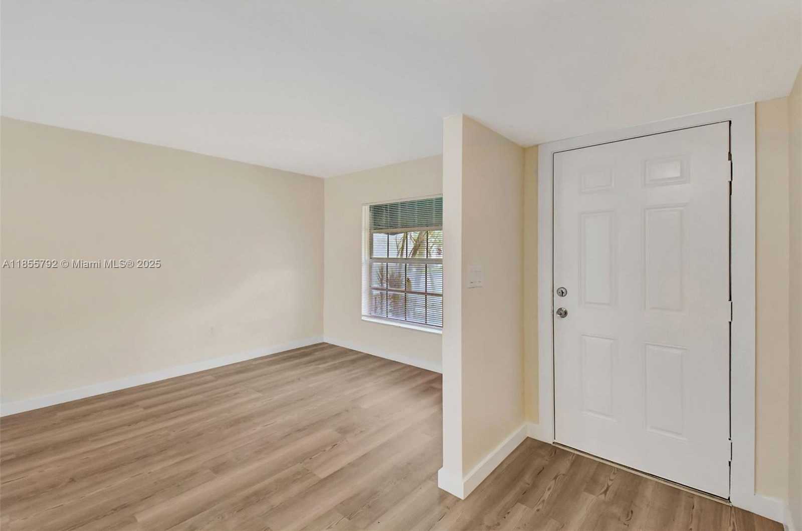 Small Image of 12374 SOUTH WEST 51ST CT, Cooper City Number 4