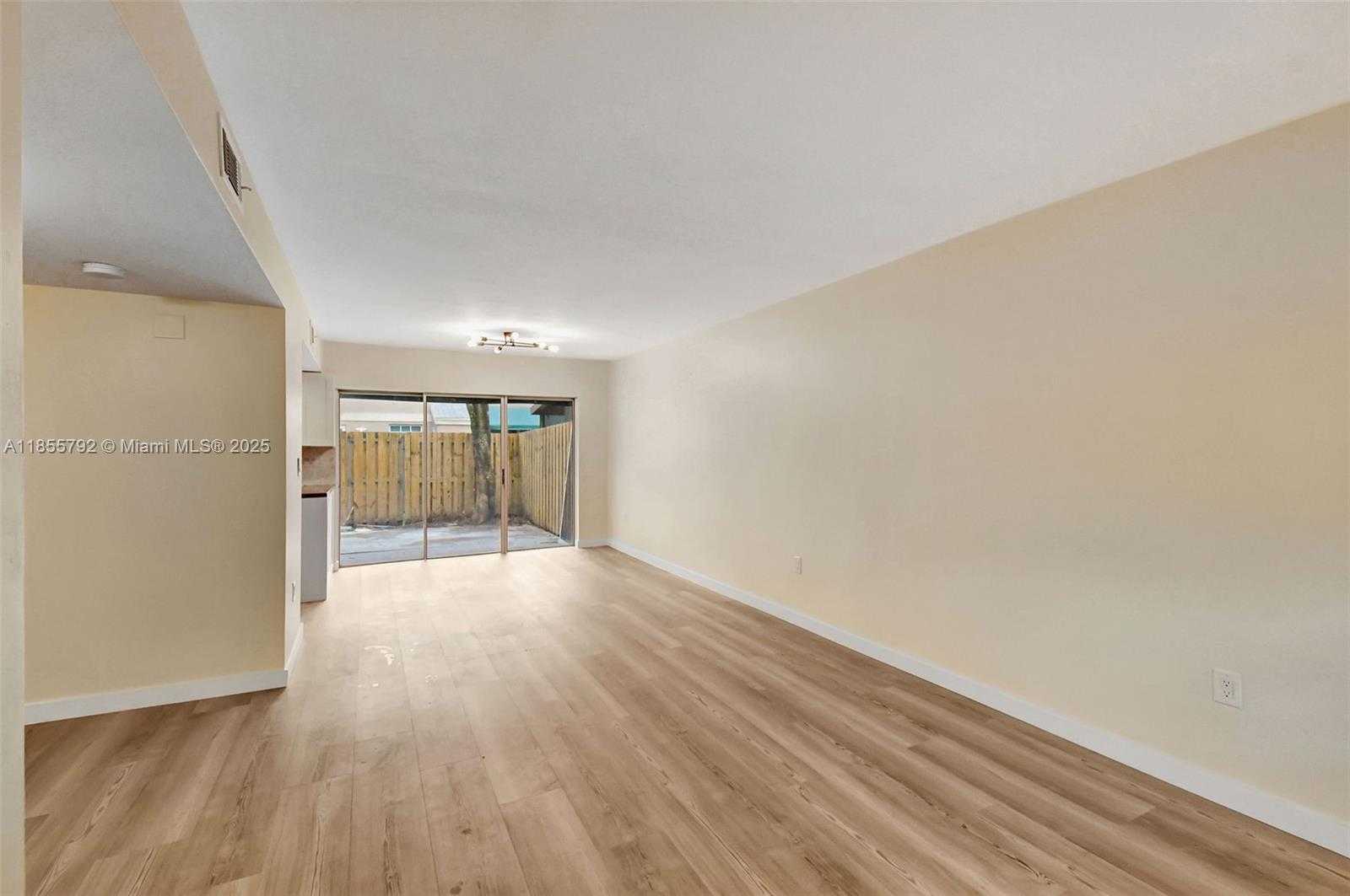 Small Image of 12374 SOUTH WEST 51ST CT, Cooper City Number 6