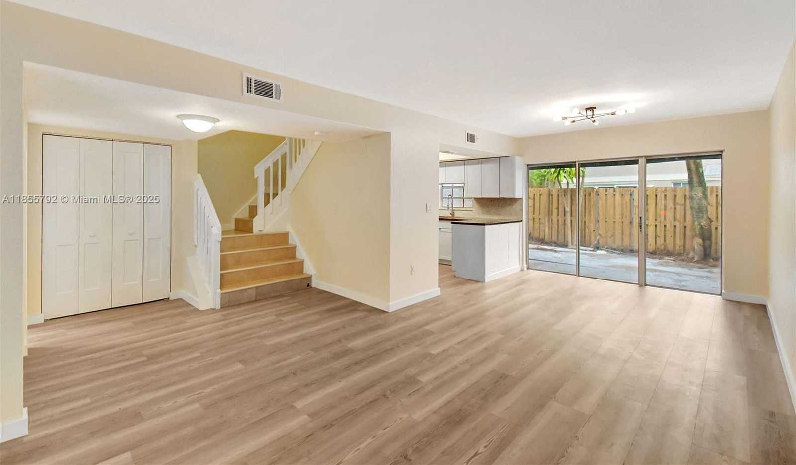 Small Image of 12374 SOUTH WEST 51ST CT, Cooper City Number 7